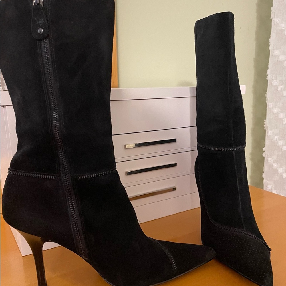 Carlos Santana Zip It Black Suede Heeled Boots 7.5